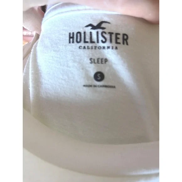 Hollister California Santa Graphic Sleep Shirt Long Sleeve Small - Picture 3 of 5